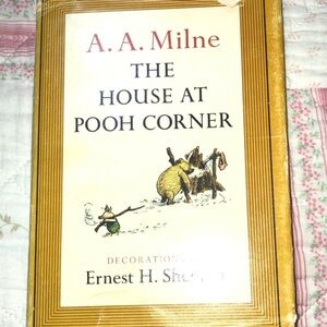 THE HOUSE AT POOH CORNER, A. A. MILNE, -1976- children’s classic book- good shap